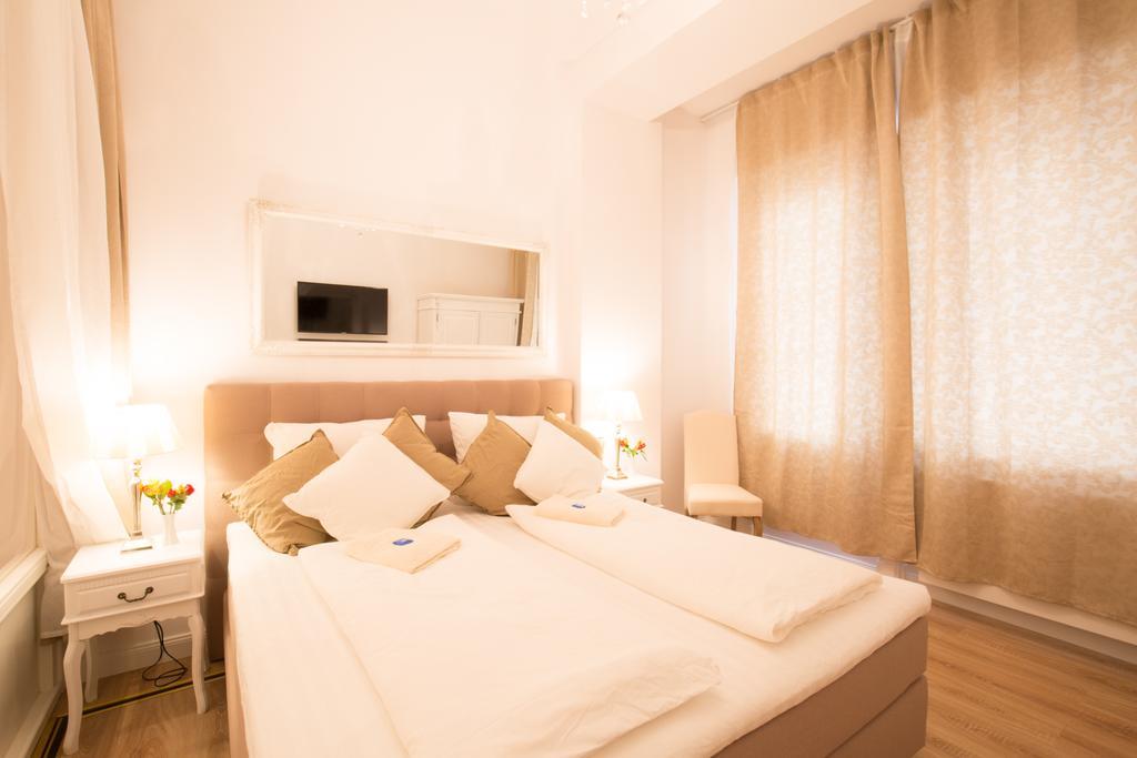 Fritz By Rockchair Apartments L Superhost Status L 3 Bedrooms Boxspringbeds 2 Bathrooms 2 Kitchen - Cozy Family & Business Flair Welcomes You! Берлин Экстерьер фото