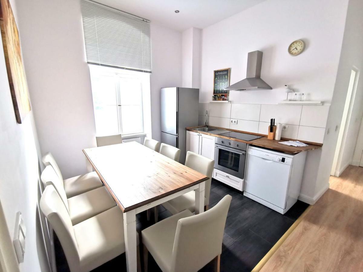 Fritz By Rockchair Apartments L Superhost Status L 3 Bedrooms Boxspringbeds 2 Bathrooms 2 Kitchen - Cozy Family & Business Flair Welcomes You! Берлин Экстерьер фото